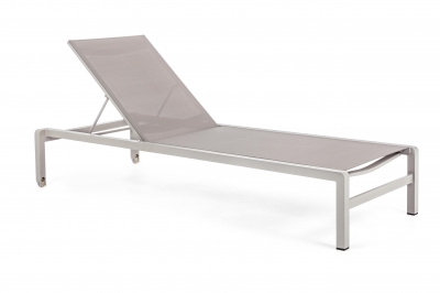 Konnor   78 . x 195