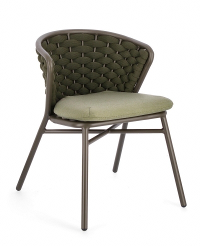 Harlow   62 . x 58 
