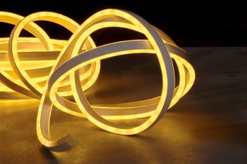   LED