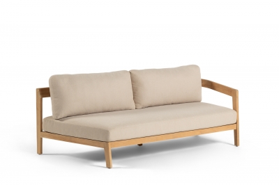 Lecce ������� ����� 3 ������ �������� ������� 202 �� x 82��